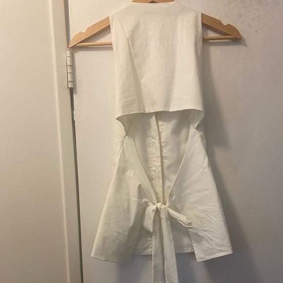 Zara Linen Blend Halter Top - Picture 5 of 5